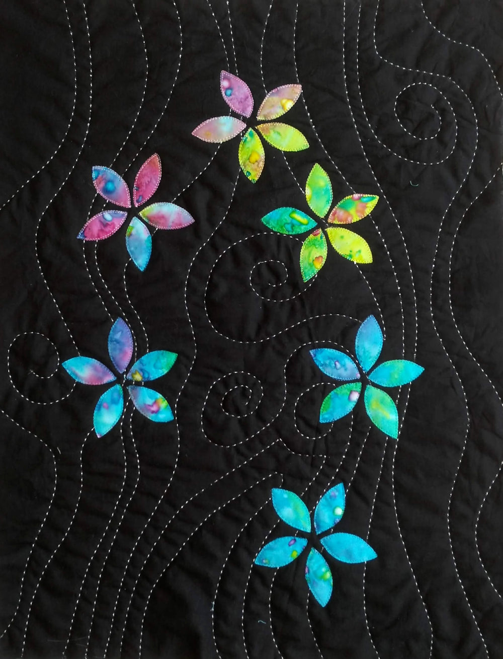 applique and quilting design for Sarah's garden quilt pattern