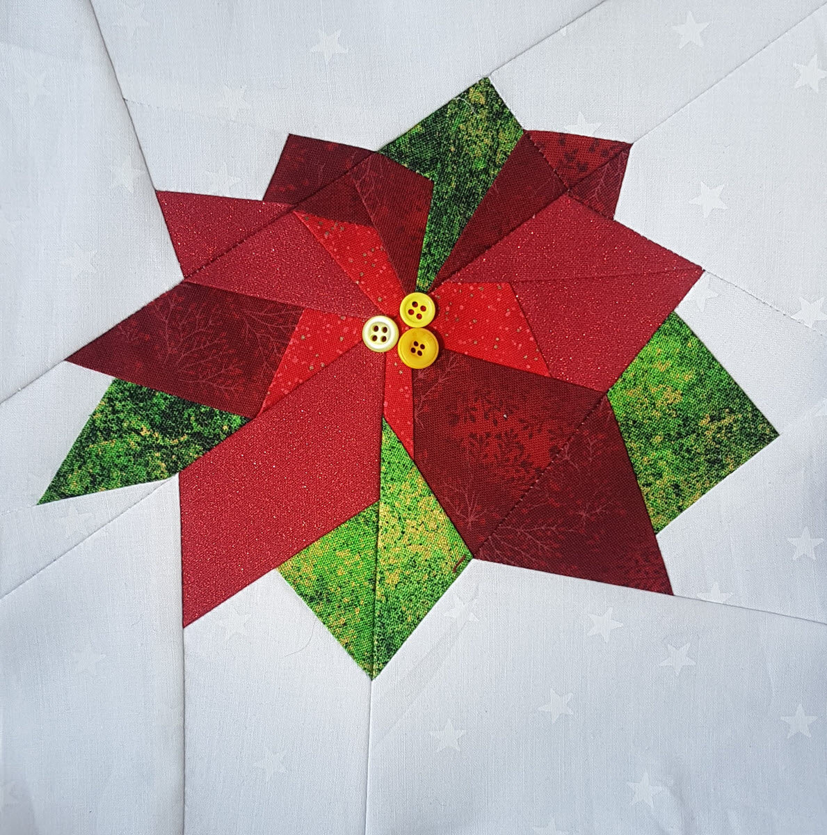 poinsettia foundation pieced quilt block pattern