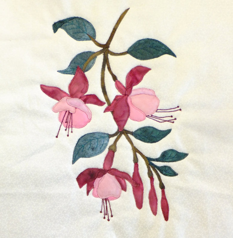 applique fuchsia flower block pattern. 1 of more than 55 flower blocks by Ruth Blanchet