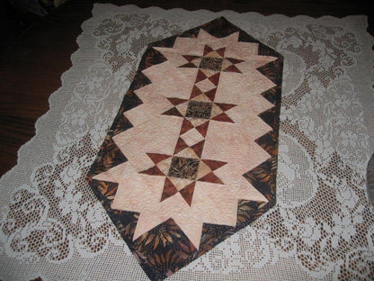 short star runner displayed on dining table