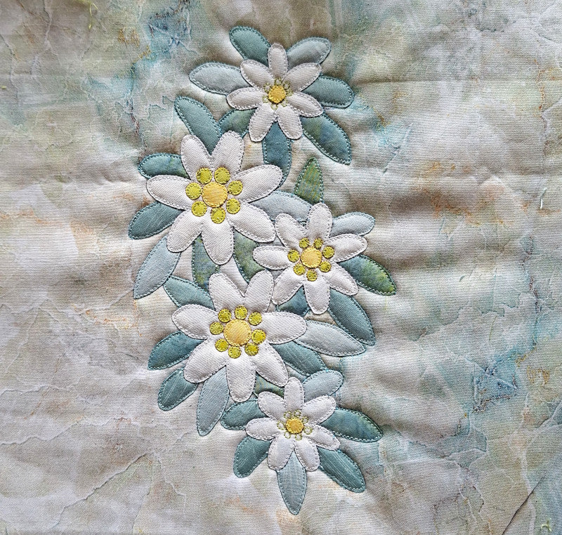 Edelweiss flower applique block - the 84th flower in the BOW flower block collection
