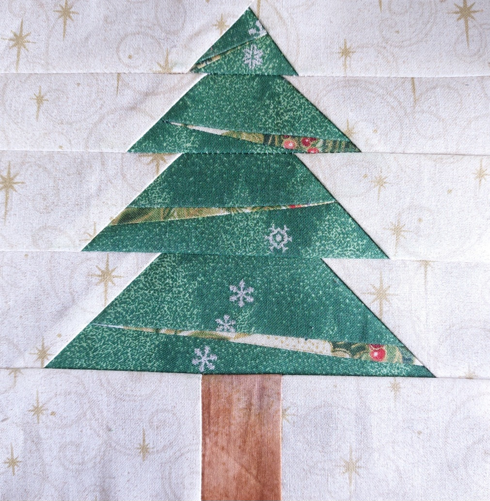 Foundation Pieced Christmas tree - a quick and easy design