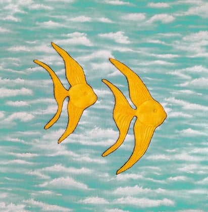 animal quilt block of two angelfish on a teal background