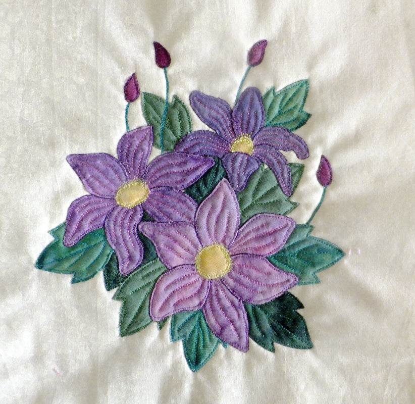Clematis flower applique block quilt pattern. 1 of more than 55 flower blocks by Ruth Blanchet