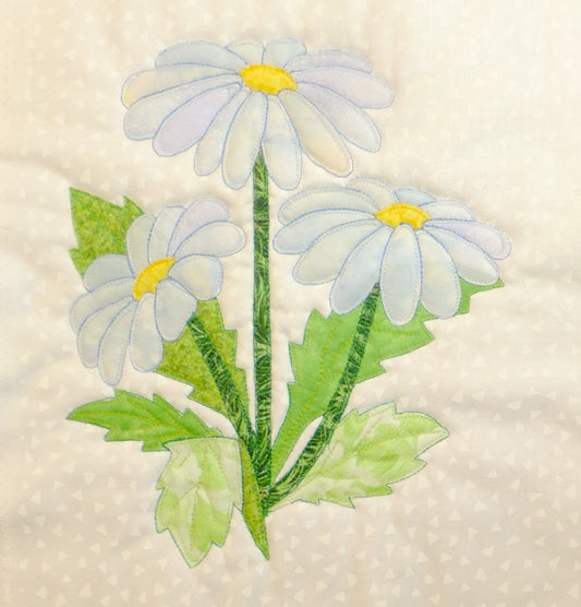 applique daisy flower block pattern. 1 of more than 55 flower blocks by Ruth Blanchet