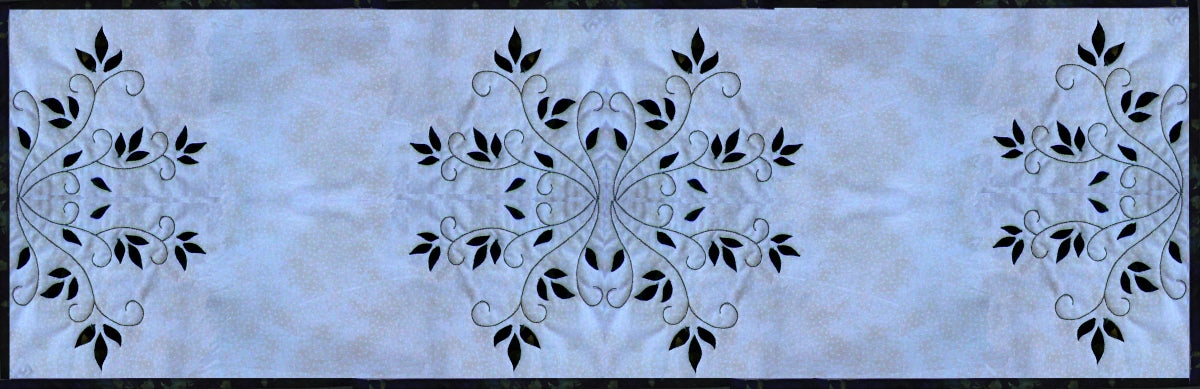 Elegant table runner and place mats  downloadable pattern