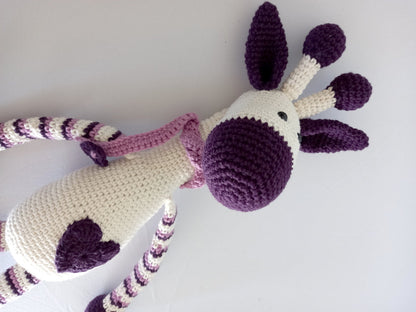 Crocheted Hearty Giraffe